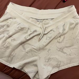 All in Motion Shorts XXL